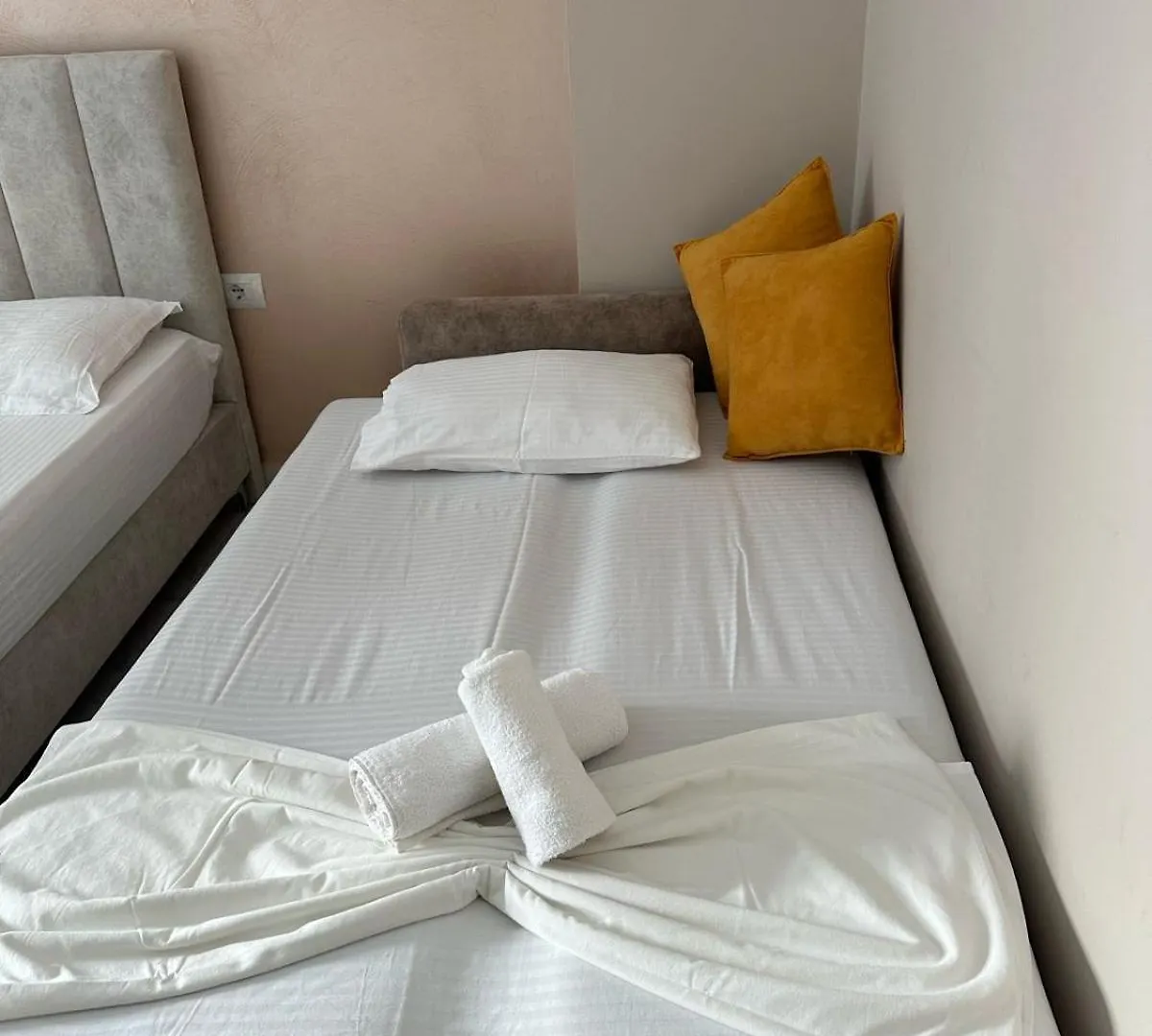 ****  Summer Gate Hotel Ksamil Albania