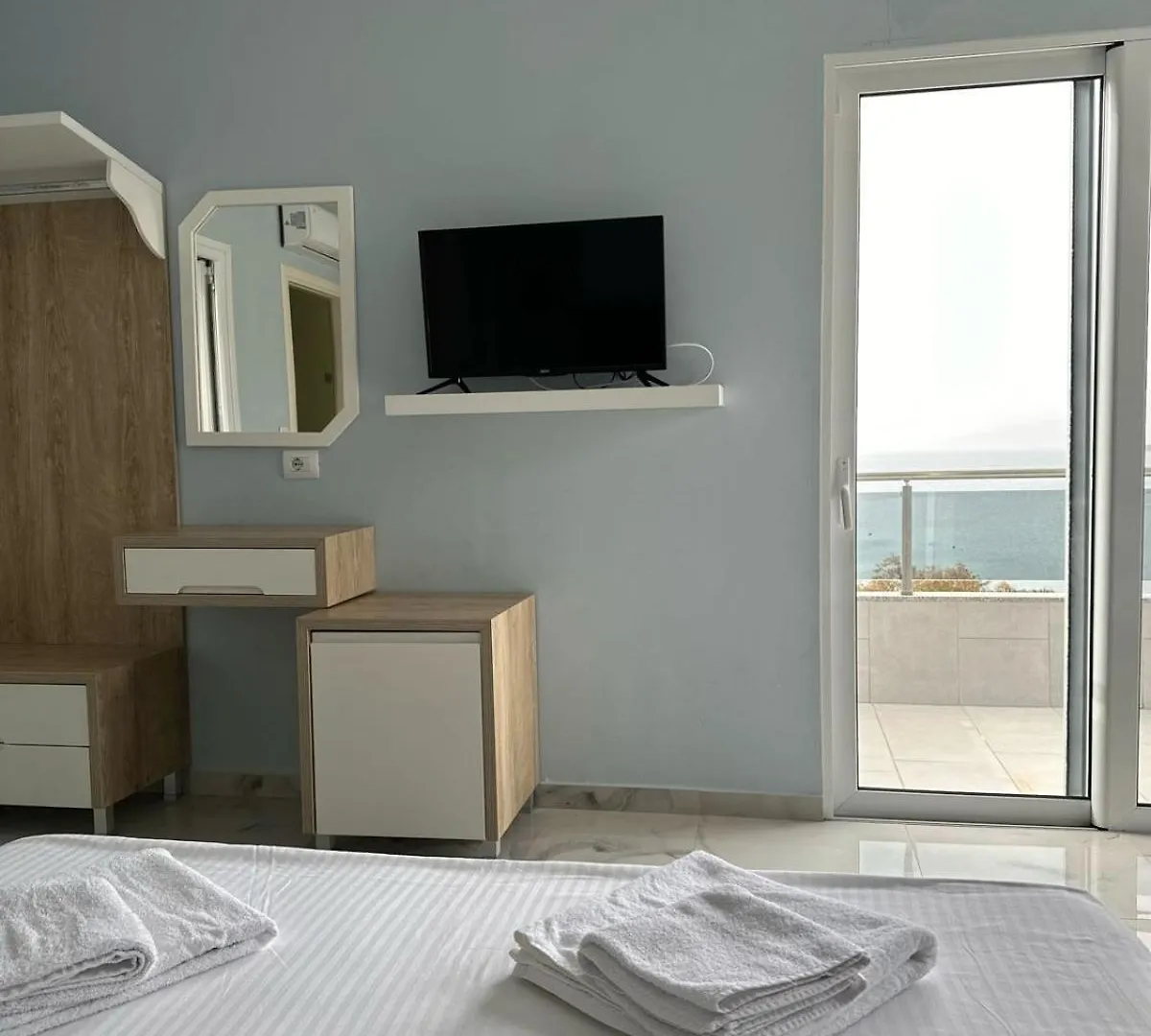 Summer Gate Hotel Ksamil