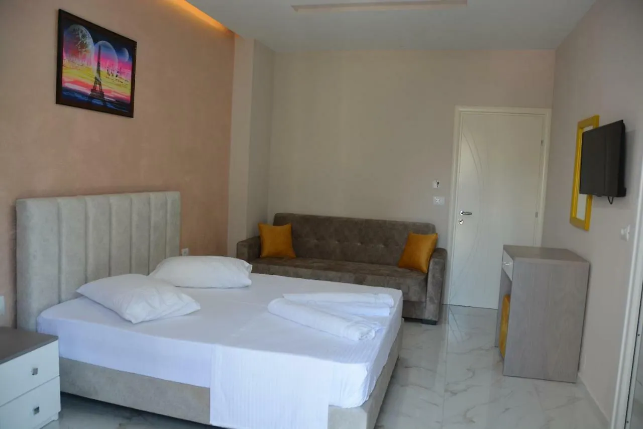 Summer Gate Hotel Ksamil
