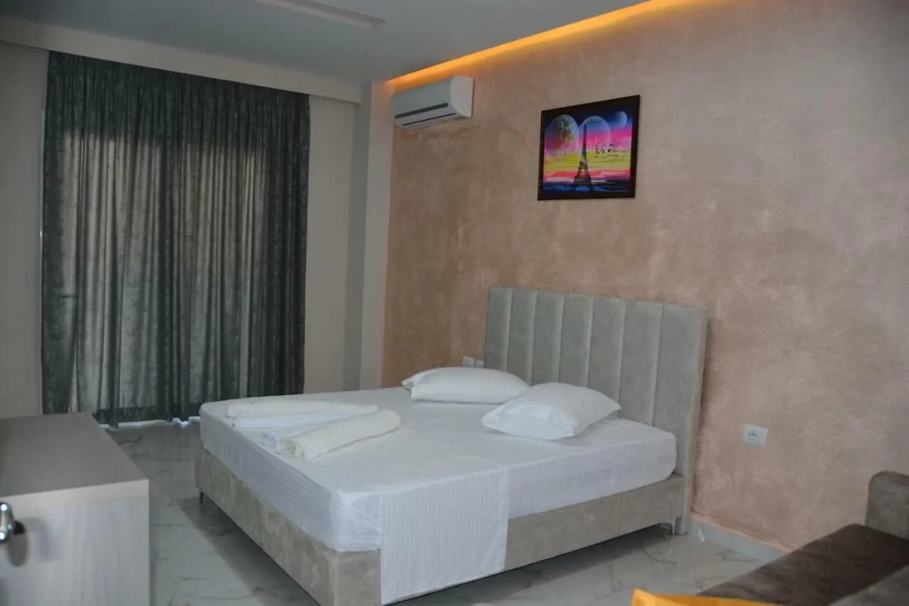 Summer Gate Hotel Ksamil